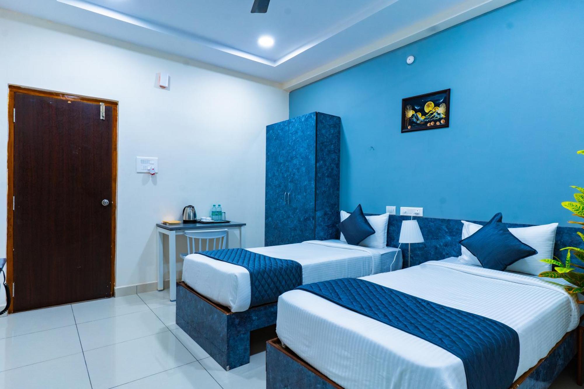 שמשבאד Hotel Aerotel,Hyderabad מראה חיצוני תמונה